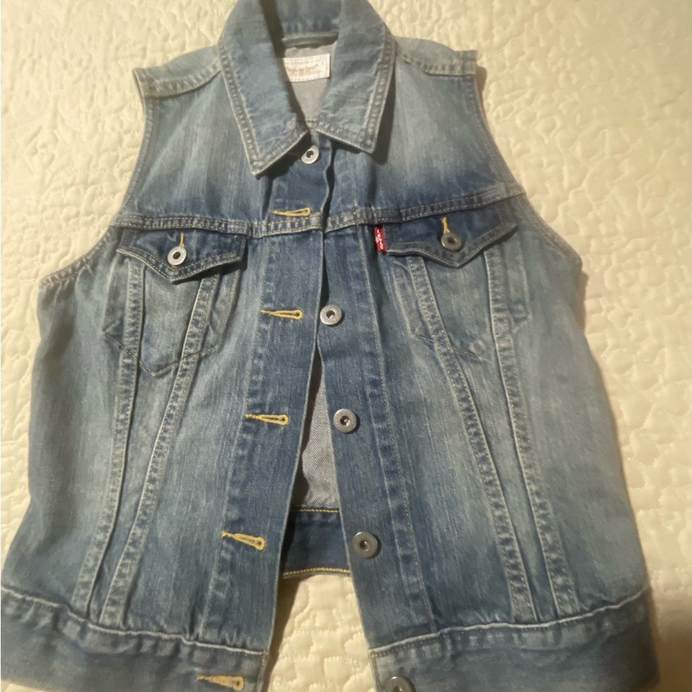 Levi’s vintage denim vest‎ size small